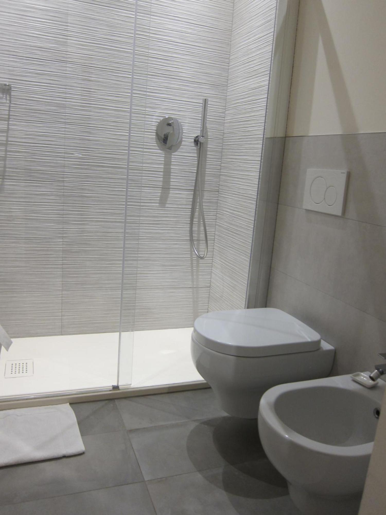 A Casa Di Enrico E Luzme Bed & Breakfast Флоренция Екстериор снимка